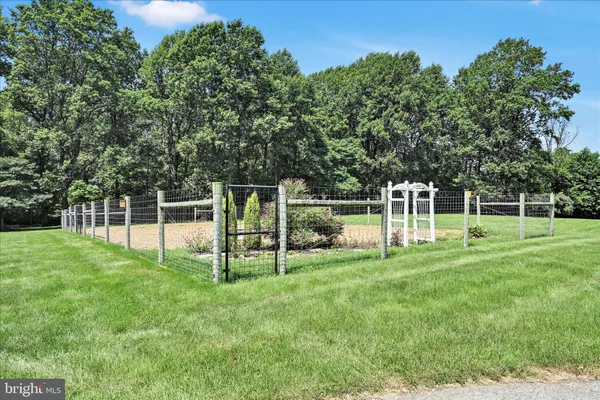 $850,000 | 569 Texter Mountain Road, Robesonia, PA 19551