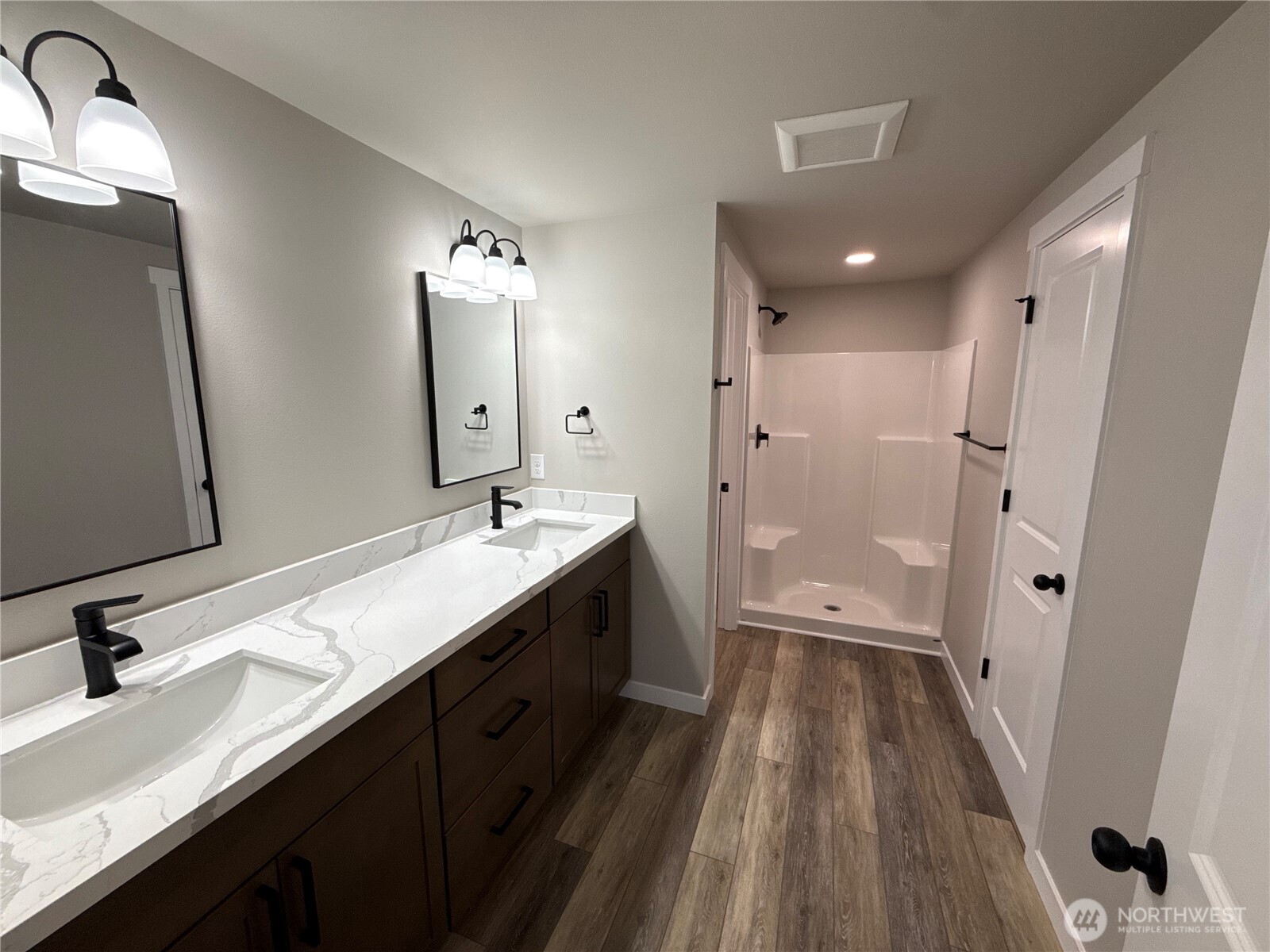 1500 Southeast Spruce Road Port Orchard, WA 98367 - Photo 11 of 27