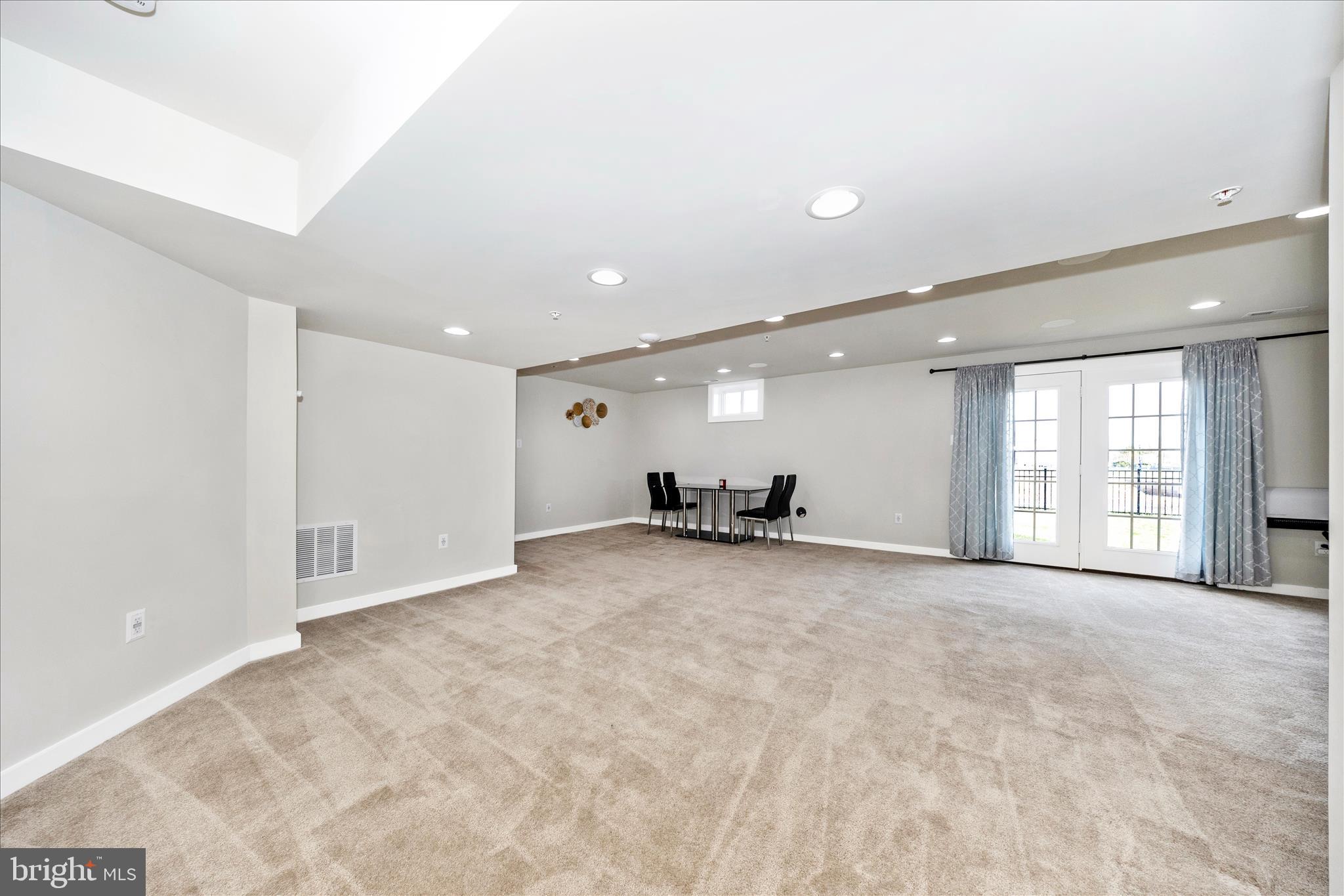 1301 Ricketts Road Frederick, MD 21702 - Photo 32 of 65 Family Room