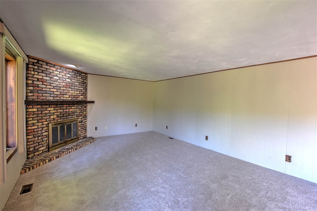 860 Sarah Drive Decatur, IL 62526 - Photo 12 of 38