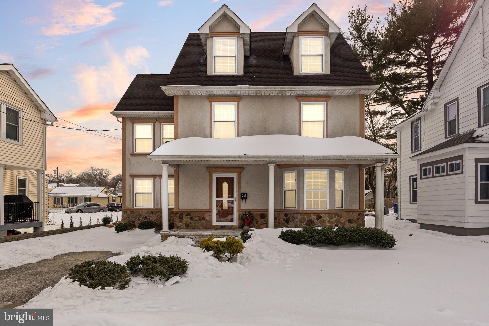 Welcome to 208 Chestnut Street