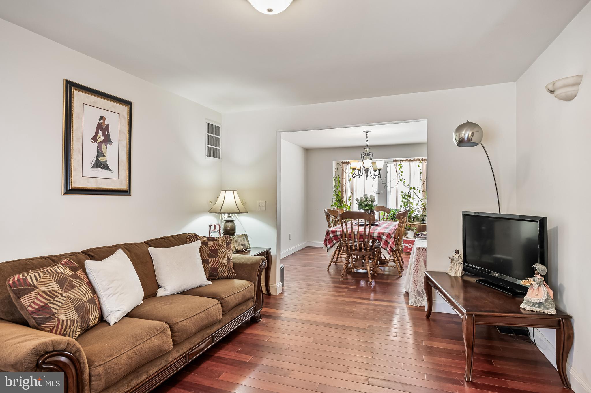 208 Chestnut Street Mount Holly, NJ 08060 - Photo 11 of 27