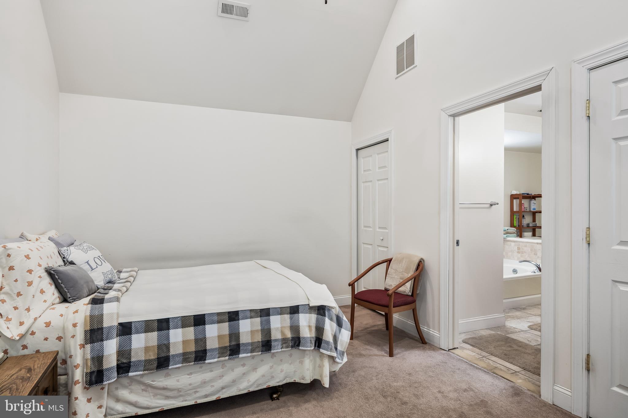 208 Chestnut Street Mount Holly, NJ 08060 - Photo 15 of 27