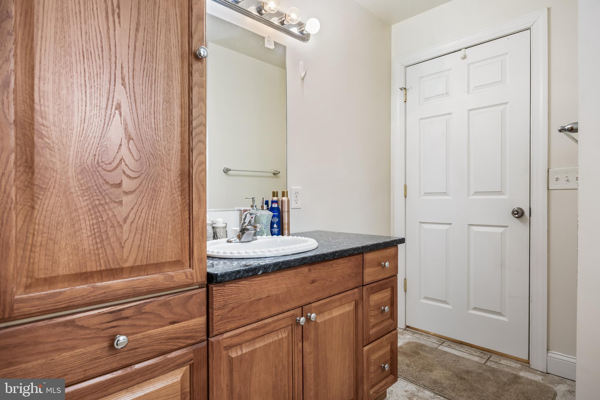 208 Chestnut Street Mount Holly, NJ 08060 - Photo 17 of 27