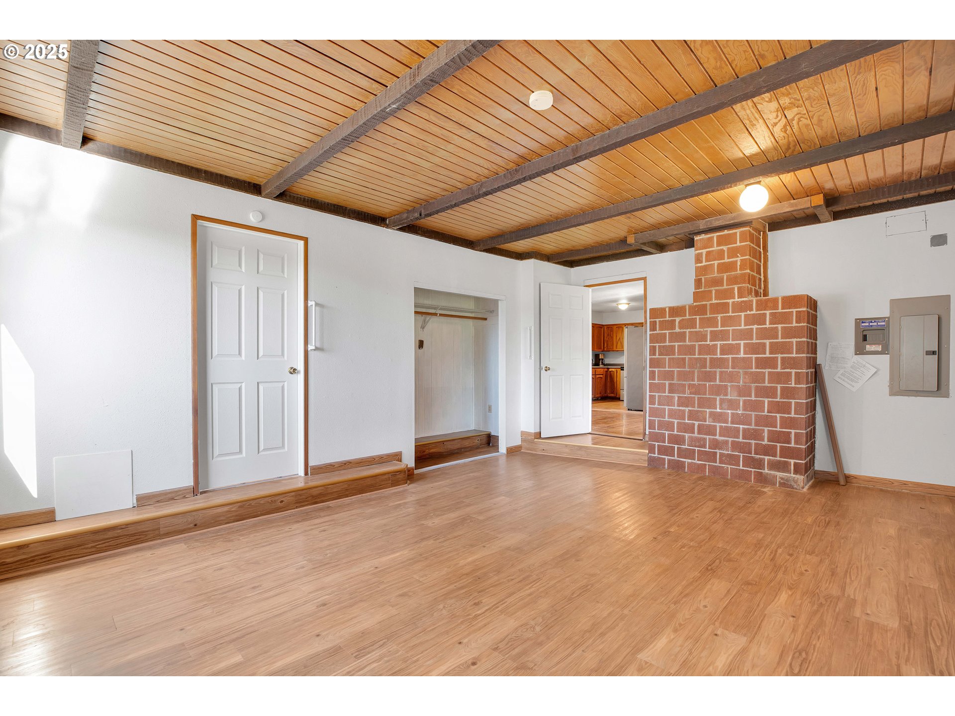 30681 Southeast Jackknife Road Eagle Creek, OR 97022 - Photo 18 of 42