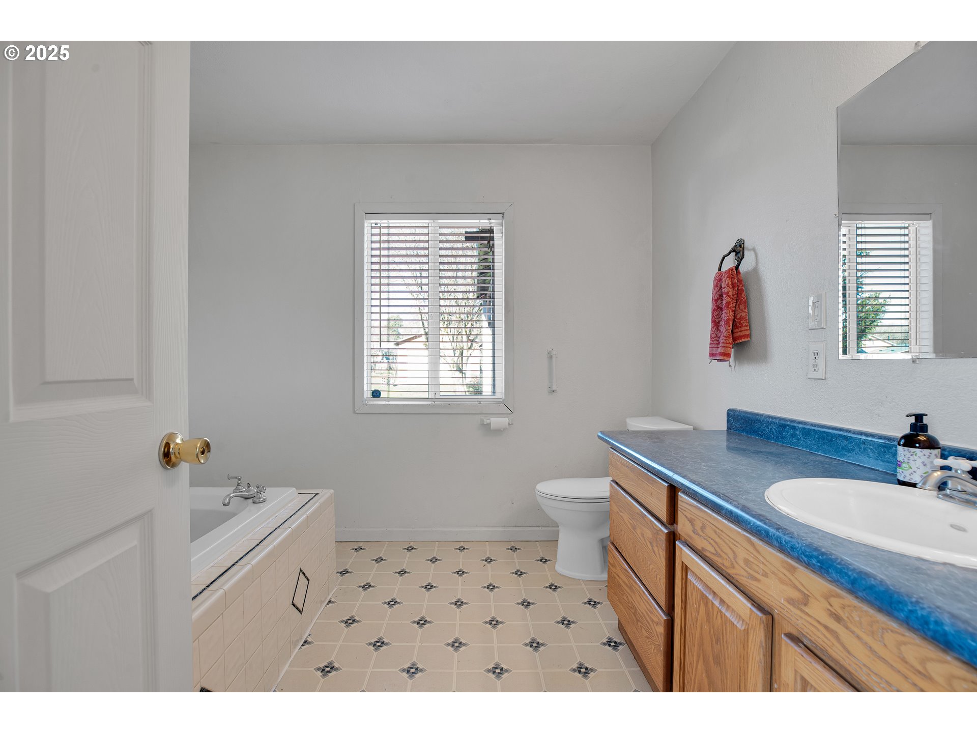 30681 Southeast Jackknife Road Eagle Creek, OR 97022 - Photo 19 of 42