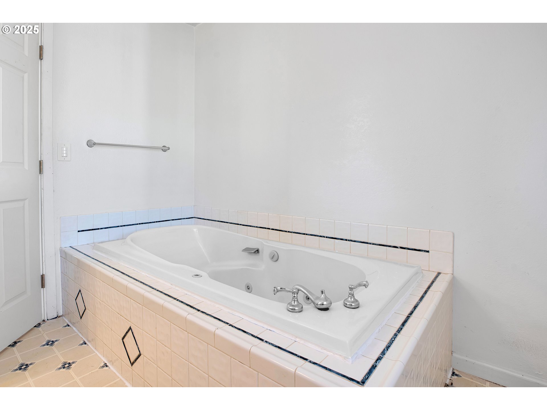 30681 Southeast Jackknife Road Eagle Creek, OR 97022 - Photo 20 of 42