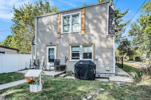 $145,900 | 26427 Evans Drive, South Bend, IN 46628