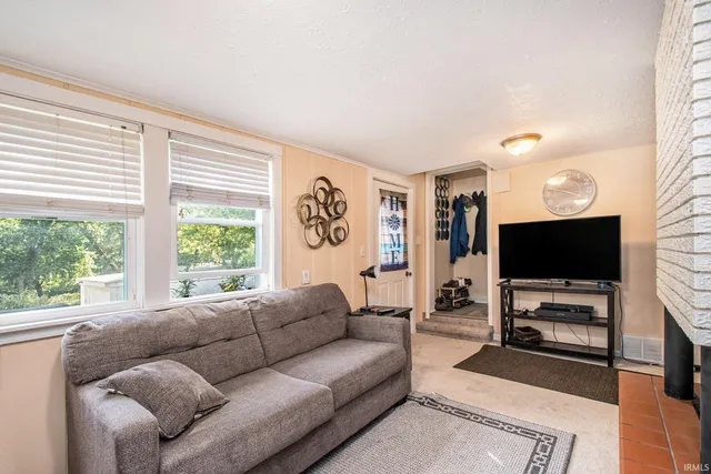 $145,900 | 26427 Evans Drive, South Bend, IN 46628