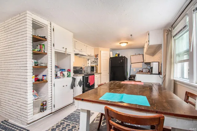 $145,900 | 26427 Evans Drive, South Bend, IN 46628