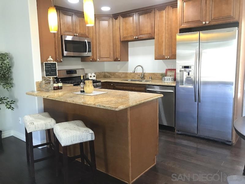 13754 Mango Drive, Unit 306 Del Mar, CA 92014 - Photo 4 of 15
