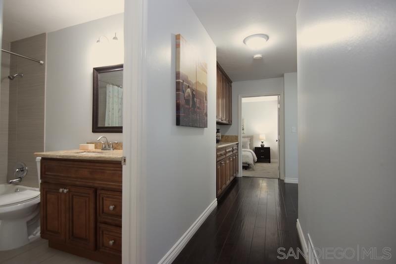 13754 Mango Drive, Unit 306 Del Mar, CA 92014 - Photo 6 of 15