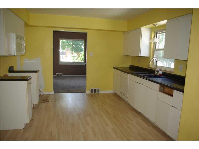 1278 Rostraver Street Monessen, PA 15062 - Photo 4 of 15 Kitchen.
