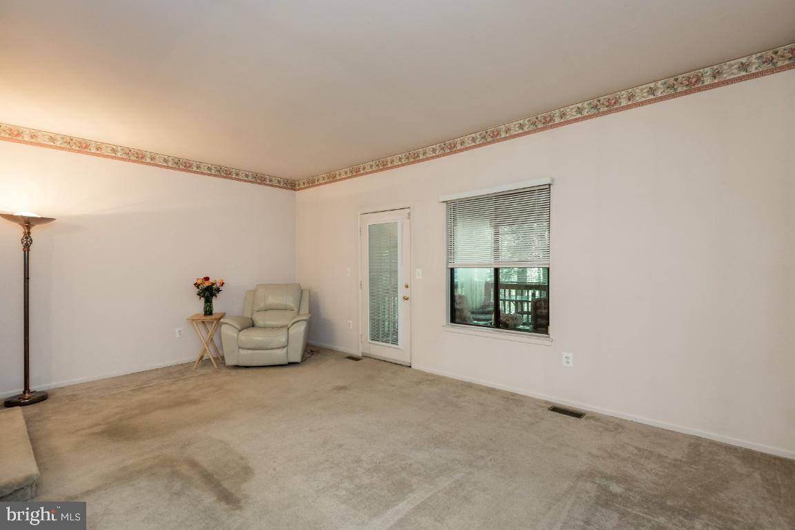 1250 Birchcrest Court Arnold, MD 21012 - Photo 11 of 36 Family room