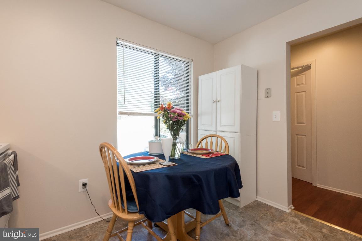 1250 Birchcrest Court Arnold, MD 21012 - Photo 16 of 36 eat in kitchen