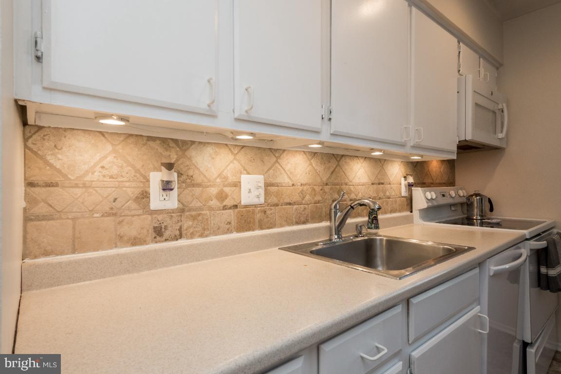 1250 Birchcrest Court Arnold, MD 21012 - Photo 5 of 36 Kitchen