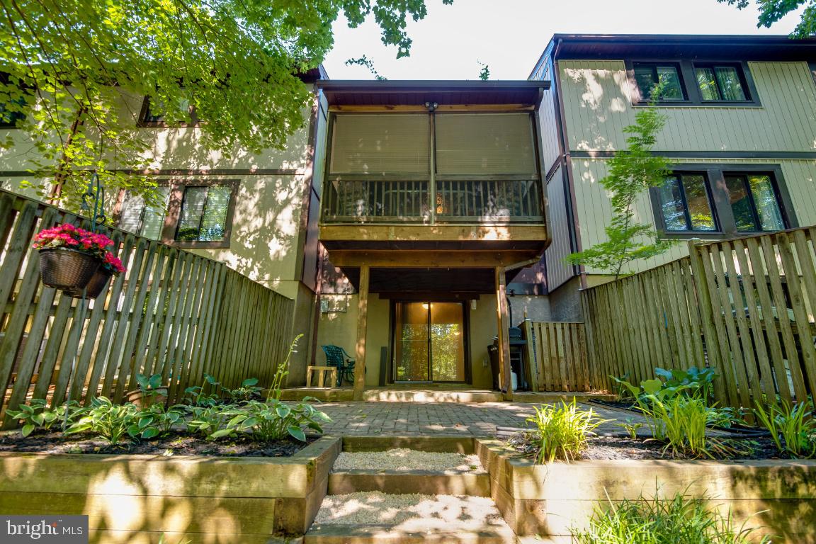 1250 Birchcrest Court Arnold, MD 21012 - Photo 9 of 36 rear yard