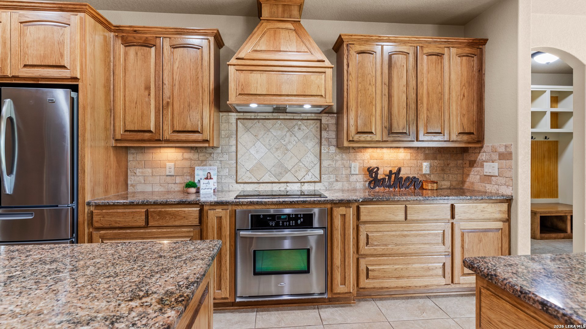 192 Copper Ridge Drive La Vernia, TX 78121 - Photo 2 of 29
