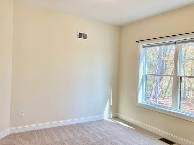 $599,900 | 28 Spring Street, Petersham, MA 01366