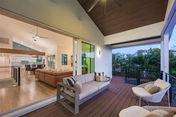$2,900,000 | 4938 Commonwealth Drive, Sarasota, FL 34242