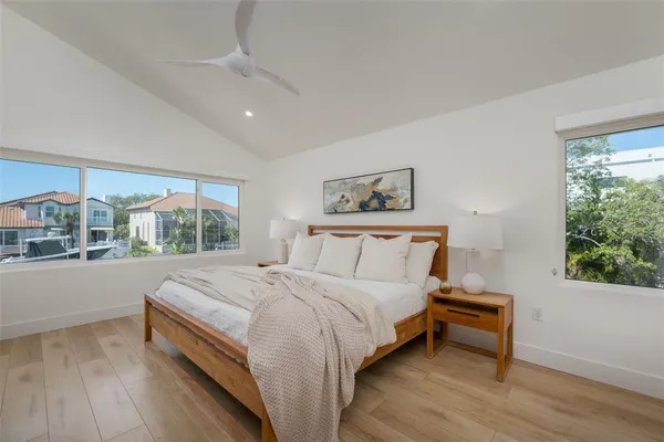 $2,900,000 | 4938 Commonwealth Drive, Sarasota, FL 34242