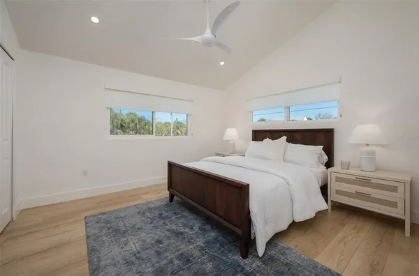 $2,900,000 | 4938 Commonwealth Drive, Sarasota, FL 34242