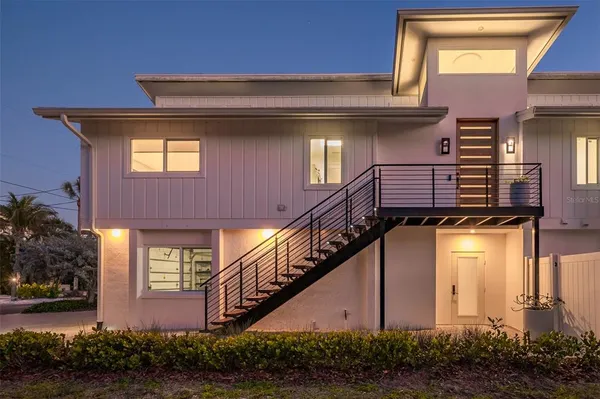 $2,900,000 | 4938 Commonwealth Drive, Sarasota, FL 34242