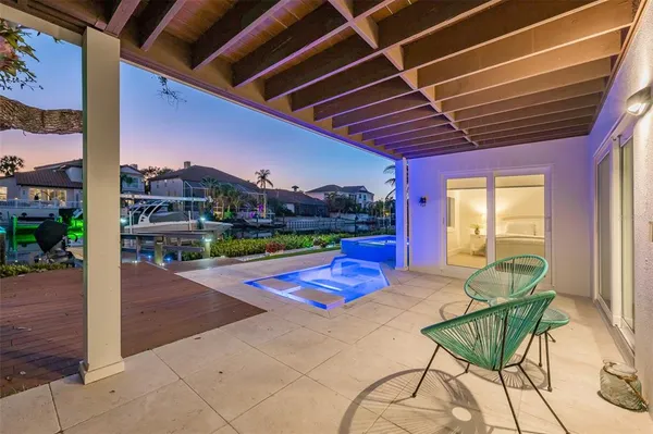 $2,900,000 | 4938 Commonwealth Drive, Sarasota, FL 34242