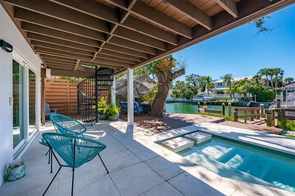 $2,900,000 | 4938 Commonwealth Drive, Sarasota, FL 34242