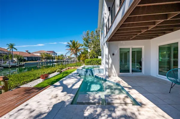 $2,900,000 | 4938 Commonwealth Drive, Sarasota, FL 34242