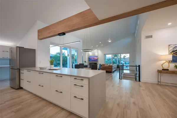 $2,900,000 | 4938 Commonwealth Drive, Sarasota, FL 34242