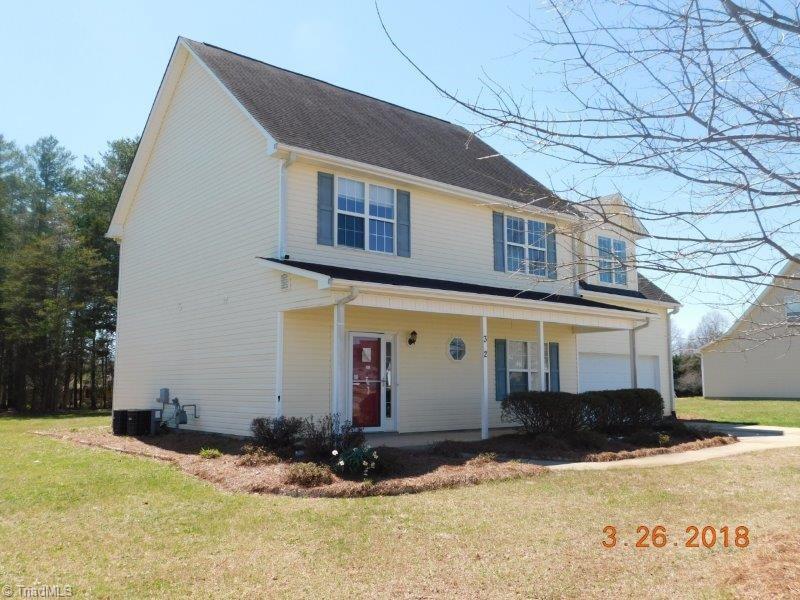 302 Carter Ridge Drive Reidsville, NC 27320 - Photo 2 of 30 Gallery Image 2