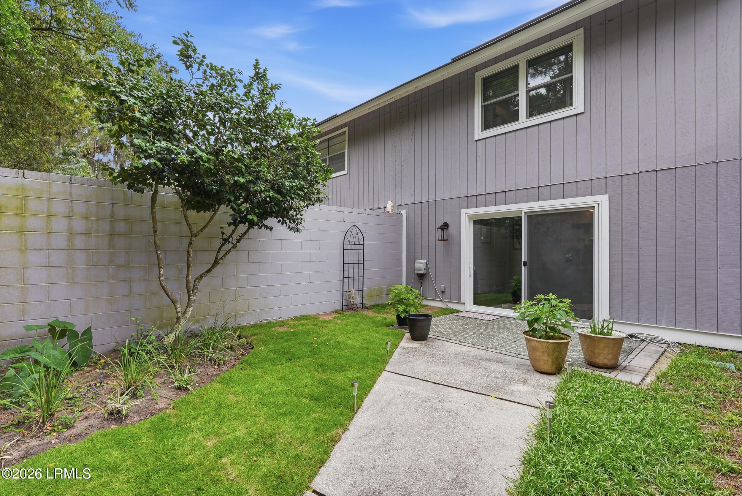900 State Rd S-7-297, Unit C2 Beaufort, SC 29902 - Photo 9 of 32 30_dsc08101