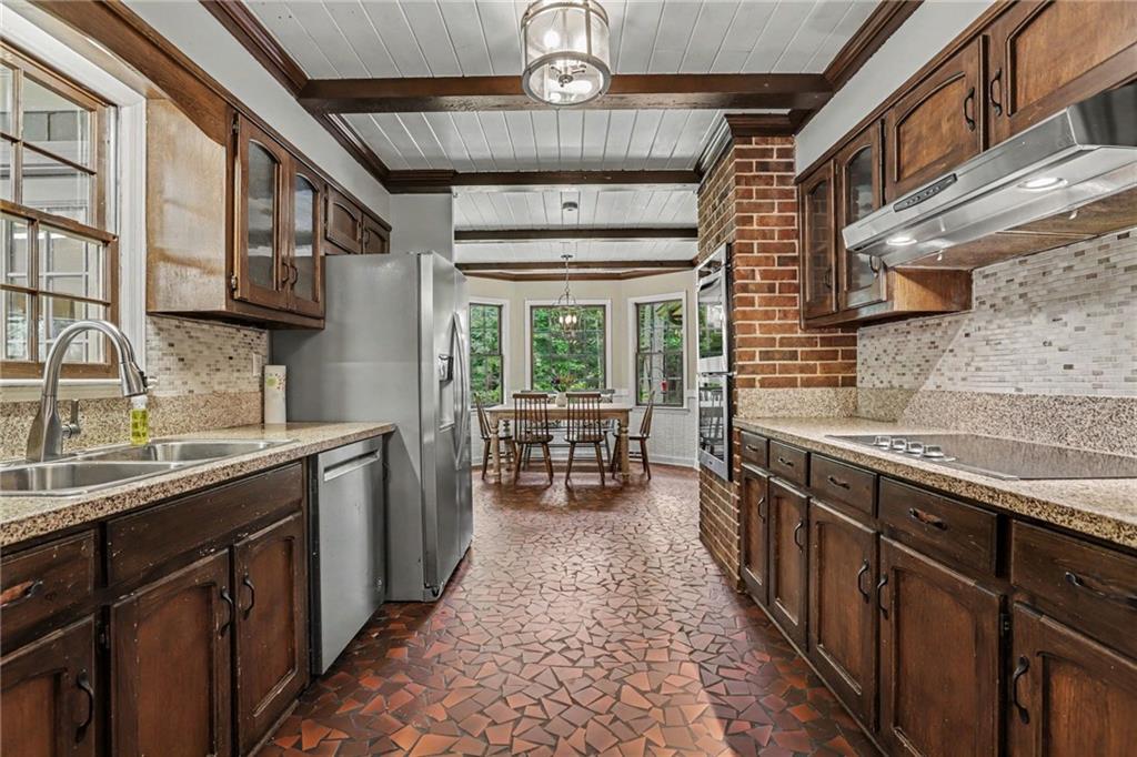 675 Ridge Avenue Stone Mountain, GA 30083 - Photo 18 of 65