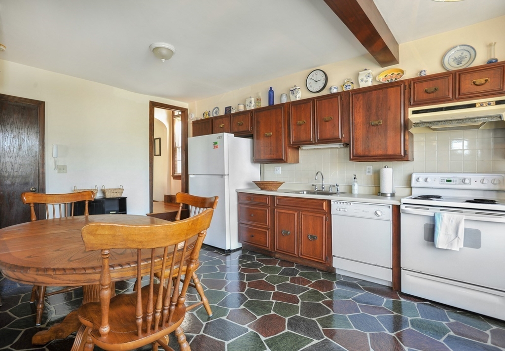 43 Q Street Hull, MA 02045 - Photo 11 of 19
