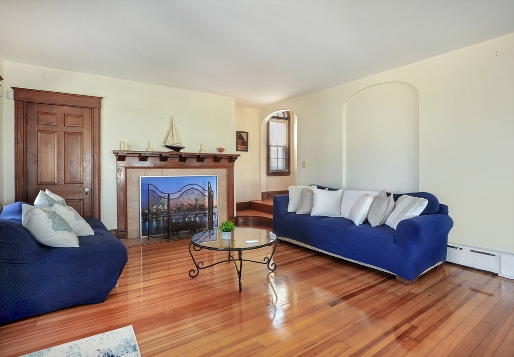 43 Q Street Hull, MA 02045 - Photo 4 of 19