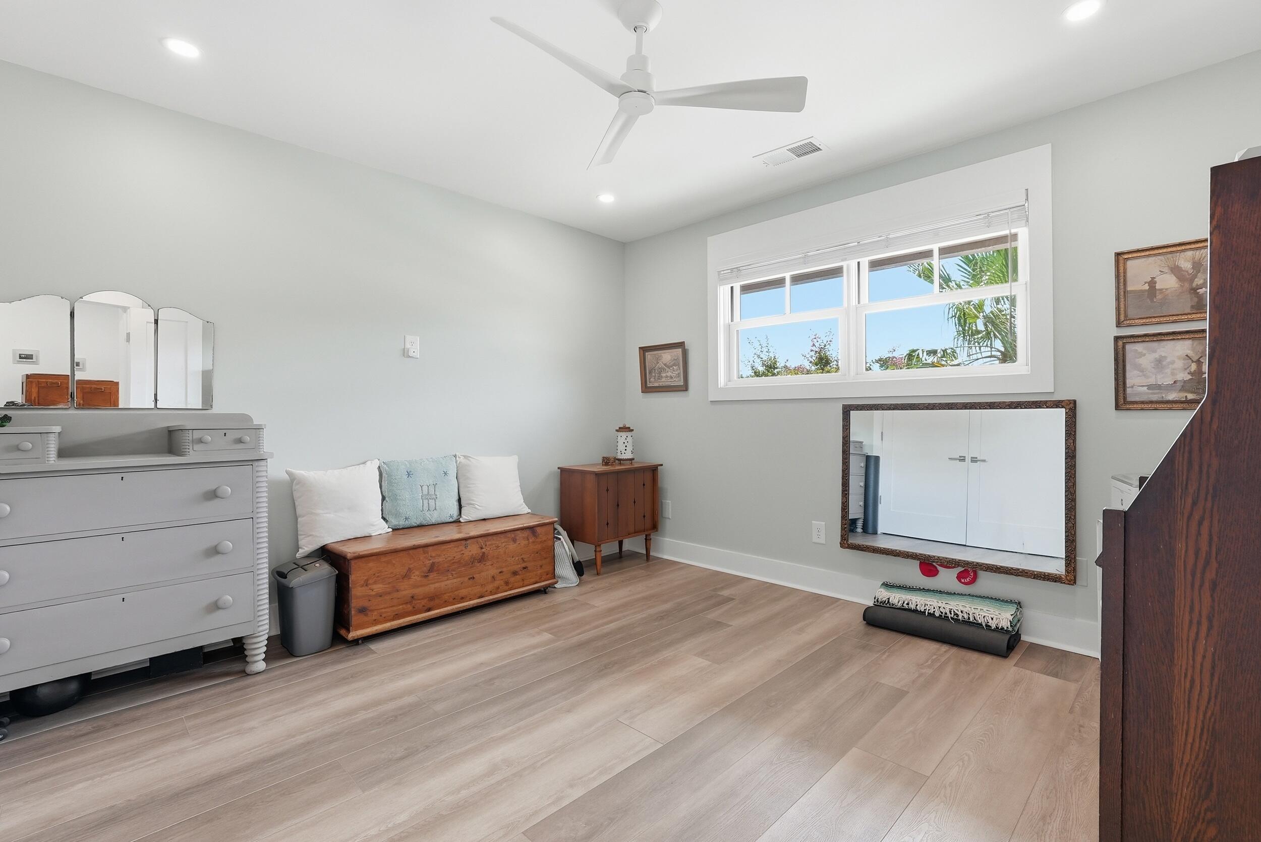 711 Center Street Mount Pleasant, SC 29464 - Photo 14 of 22 14_dsc06278