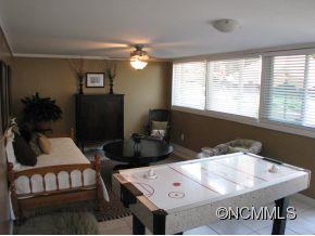 244 Edgewood Road Asheville, NC 28804 - Photo 16 of 21 Gallery Image 16