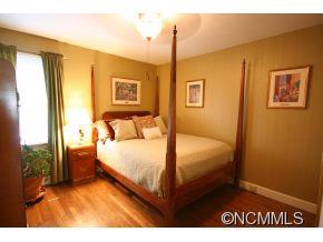 244 Edgewood Road Asheville, NC 28804 - Photo 8 of 21 Gallery Image 8