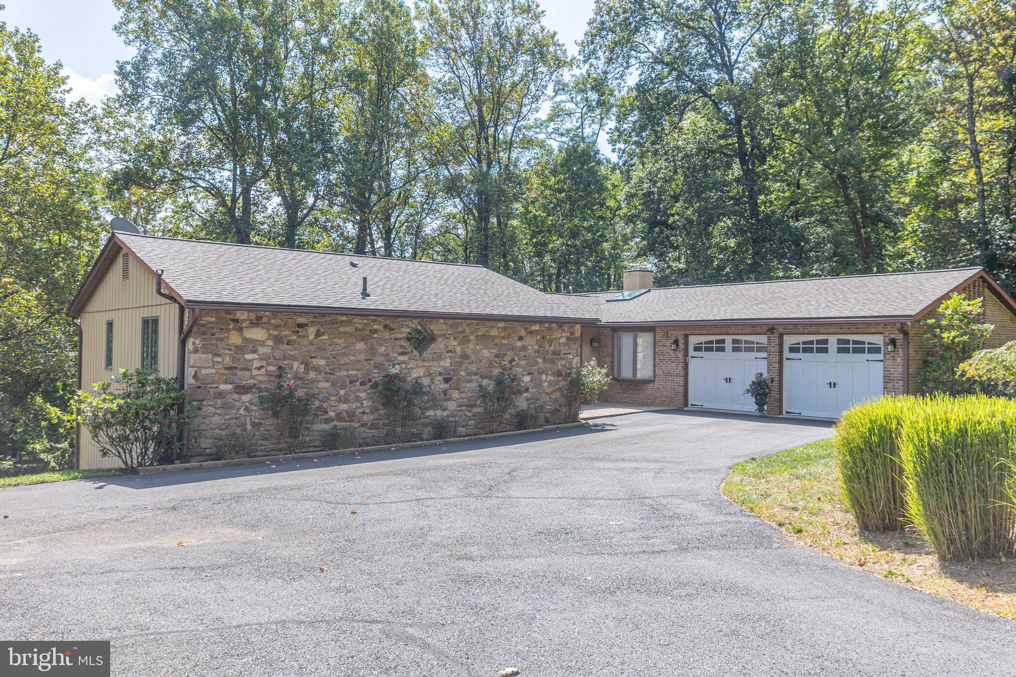 2880 Snake Hill Road Doylestown, PA 18902 - Photo 3 of 42 Gallery Image 3
