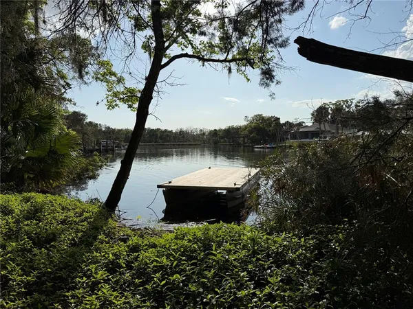 $2,400 | 914 North Appalachian Terrace, Crystal River, FL 34429