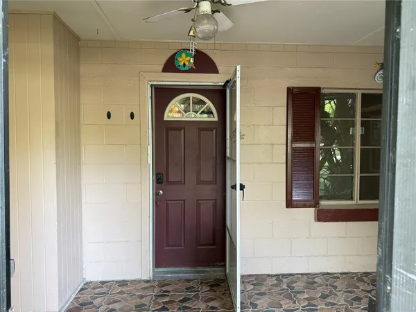 $2,400 | 914 North Appalachian Terrace, Crystal River, FL 34429
