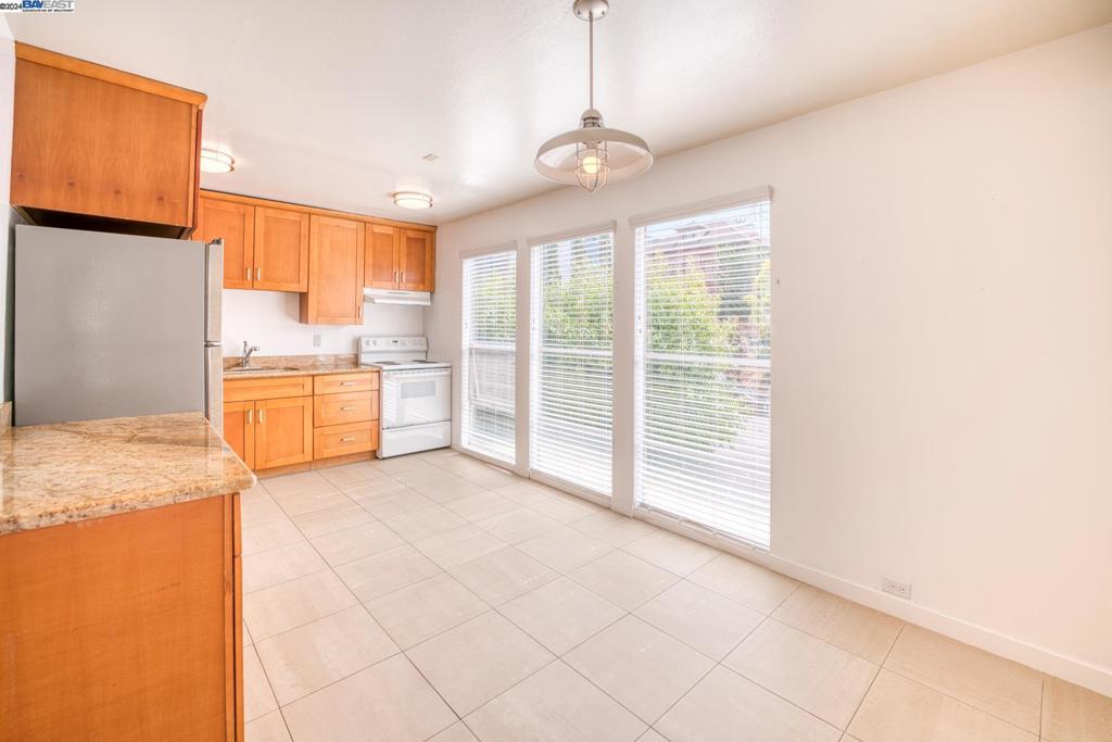 3815 Harrison Street Oakland, CA 94611 - Photo 13 of 37