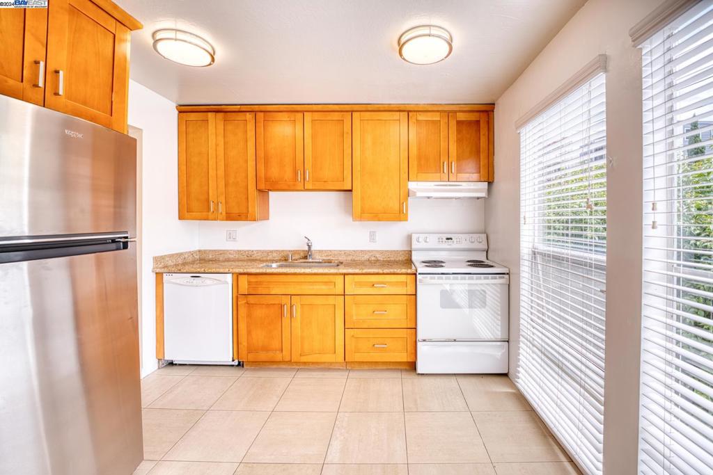 3815 Harrison Street Oakland, CA 94611 - Photo 16 of 37