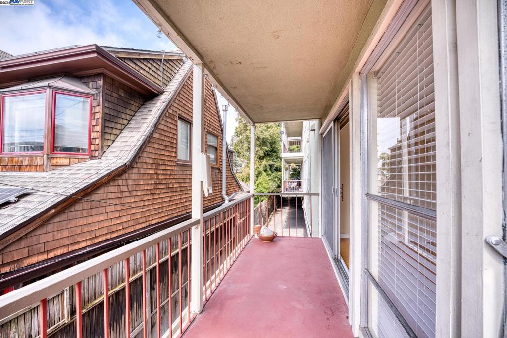 3815 Harrison Street Oakland, CA 94611 - Photo 29 of 37