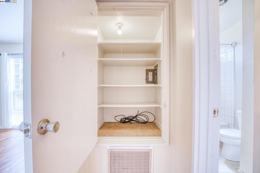 3815 Harrison Street Oakland, CA 94611 - Photo 34 of 37