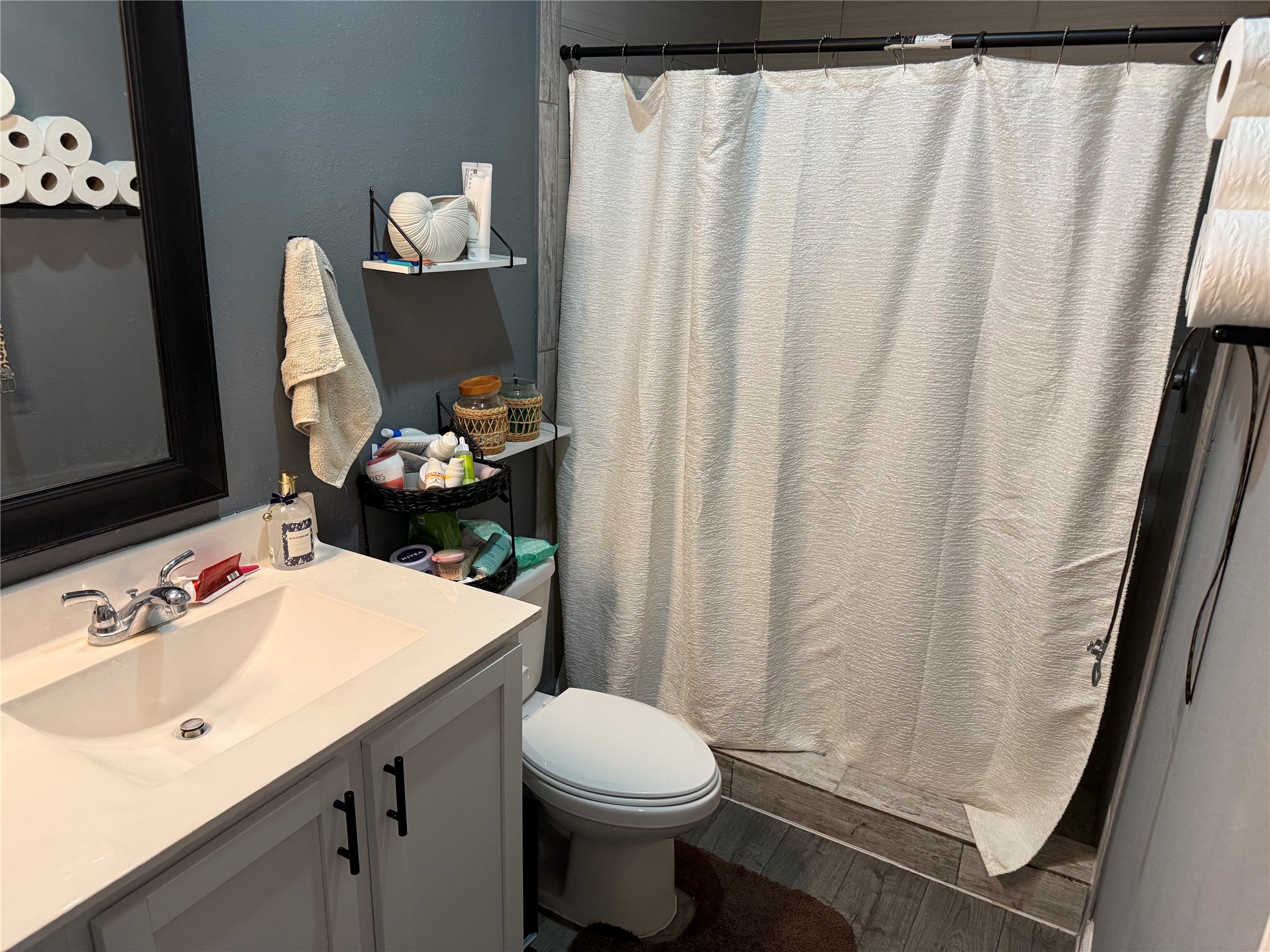 13125 1st Street Kendleton, TX 77417 - Photo 17 of 21 Primary Bath.