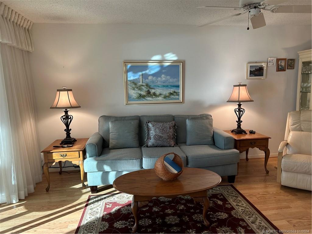 1971 Southwest Palm City Road, Unit A 36 Stuart, FL 34994 - Photo 7 of 51 Living area