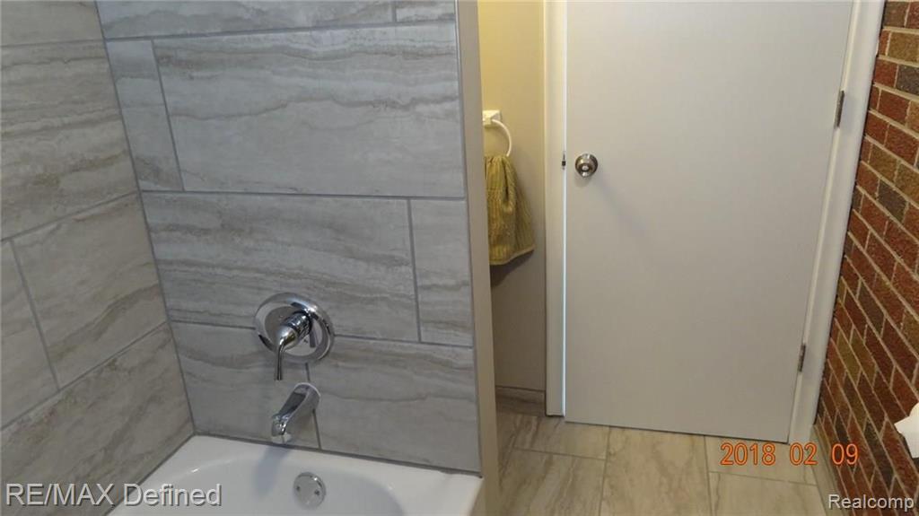 46870 Ryan Road Utica, MI 48317 - Photo 26 of 53