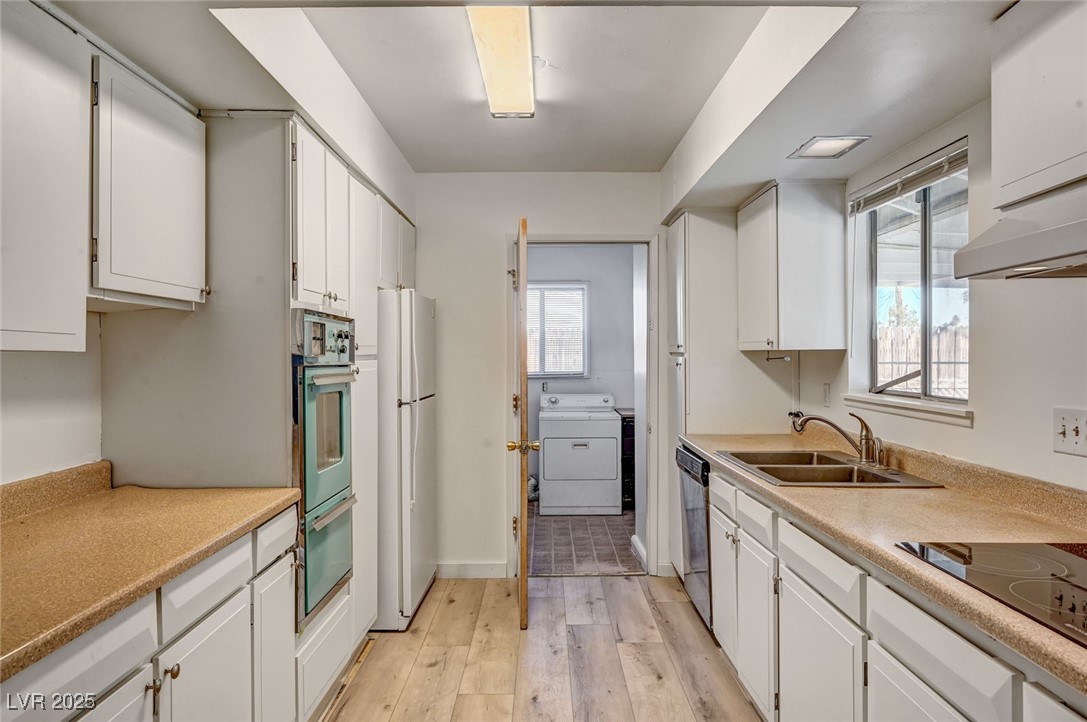 1516 Inverness Avenue Las Vegas, NV 89102 - Photo 16 of 46